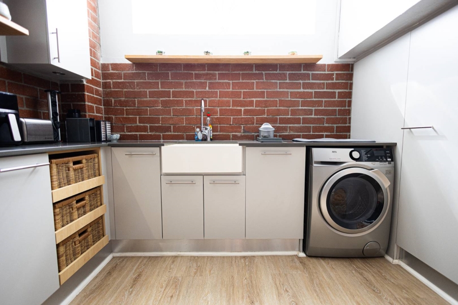 1 Bedroom Property for Sale in Gardens Western Cape